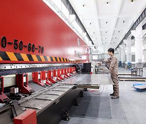 CNC slotting machine